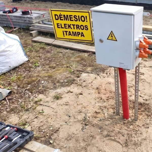 Laikino statybinio elektros įvado įrengimas (laikinas elektros skydas)_EVAG